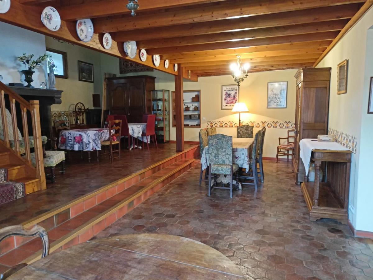 Veyre-Monton Au Fond De La Cour Bed & Breakfast エクステリア 写真