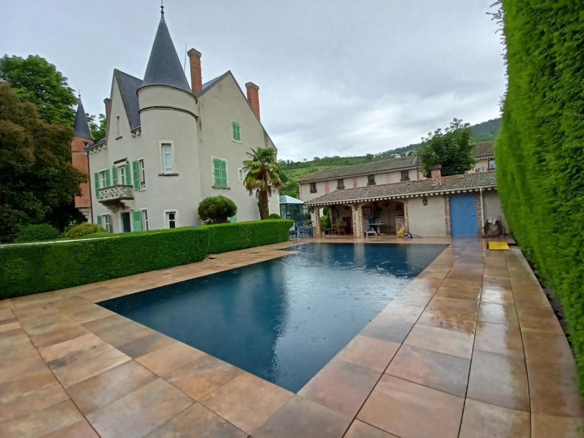 Veyre-Monton Au Fond De La Cour Bed & Breakfast エクステリア 写真
