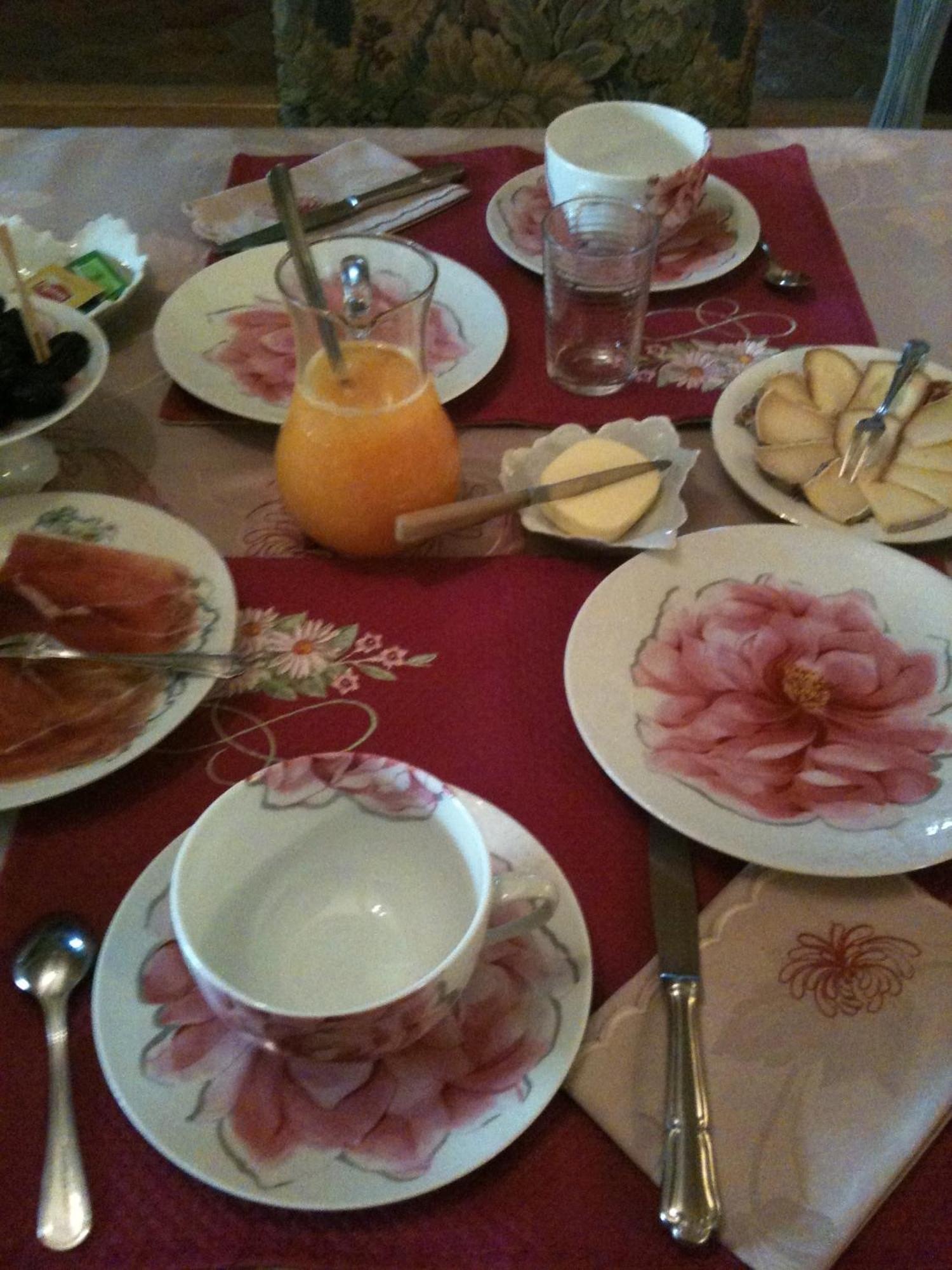 Veyre-Monton Au Fond De La Cour Bed & Breakfast エクステリア 写真