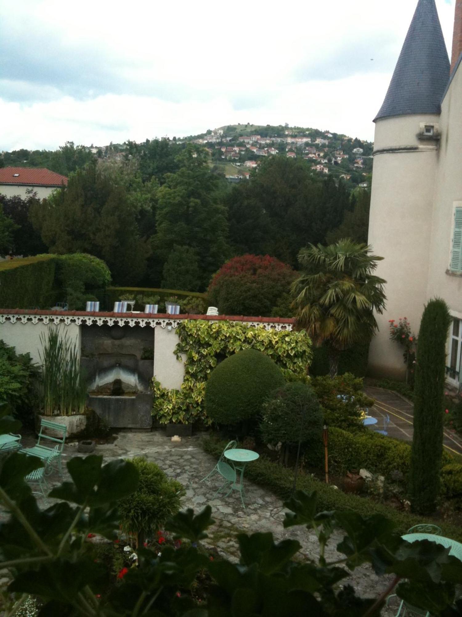 Veyre-Monton Au Fond De La Cour Bed & Breakfast エクステリア 写真