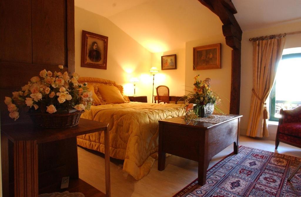 Veyre-Monton Au Fond De La Cour Bed & Breakfast 部屋 写真