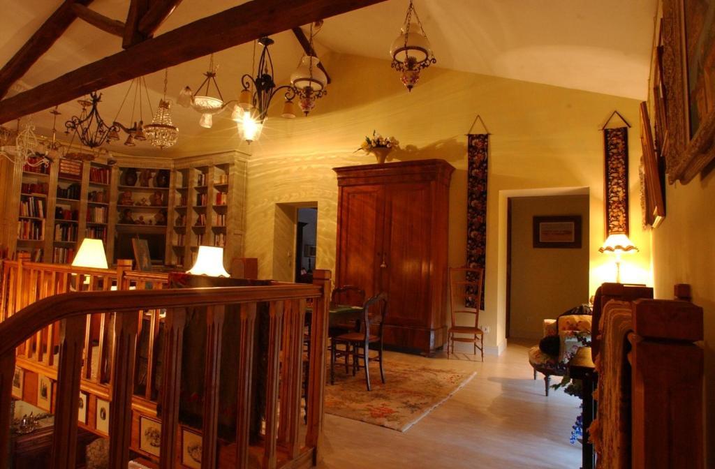 Veyre-Monton Au Fond De La Cour Bed & Breakfast エクステリア 写真