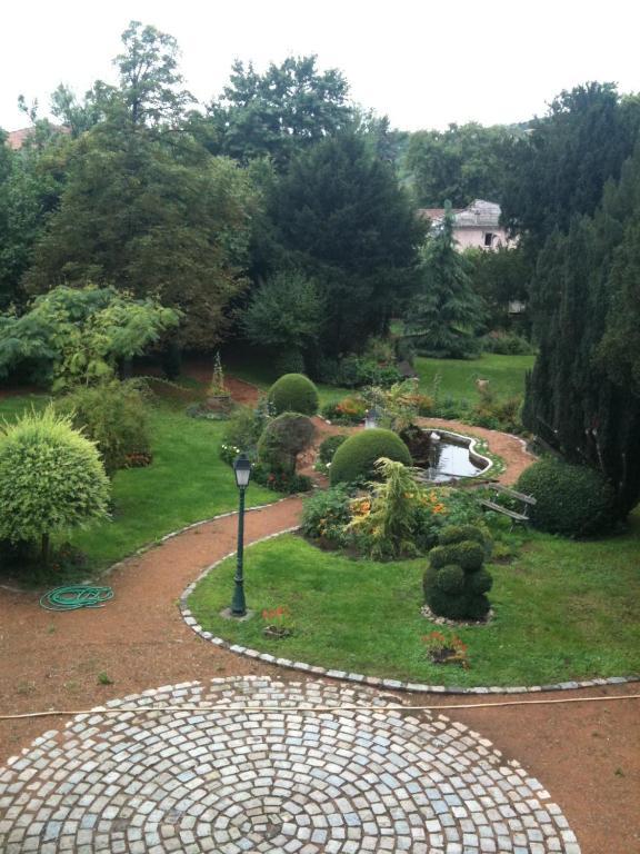 Veyre-Monton Au Fond De La Cour Bed & Breakfast エクステリア 写真