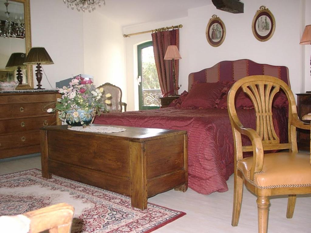 Veyre-Monton Au Fond De La Cour Bed & Breakfast 部屋 写真